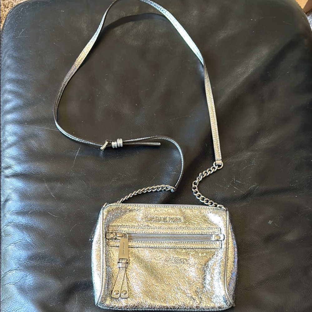 Michael Kors Silver Crossbody/Handbag